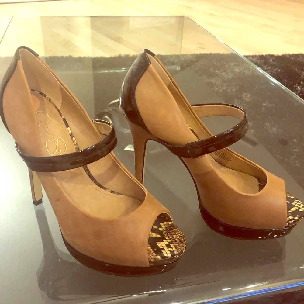 Heels pumps sandals